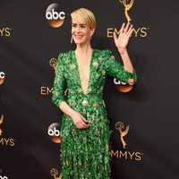 Sarah Paulson en la alfombra roja de los Premios Emmy 2016