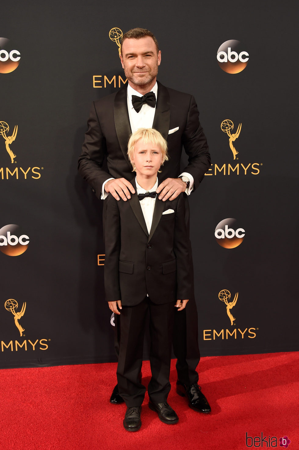 Liev Schreiber en la alfombra roja de los Premios Emmy 2016