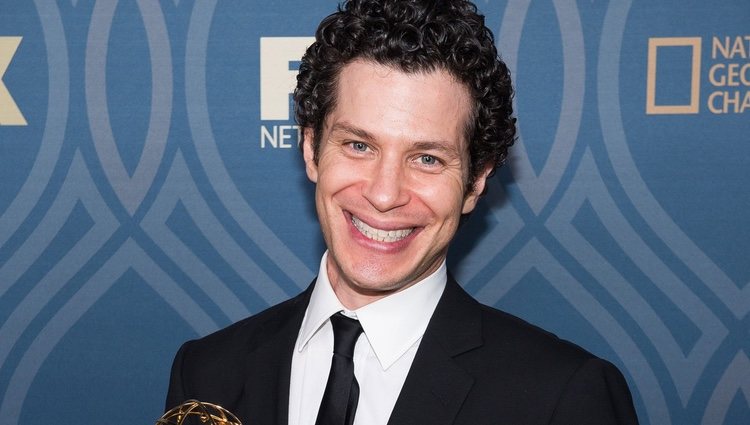 Thomas Kail durante la fiesta celebrada tras los Premios Emmy 2016