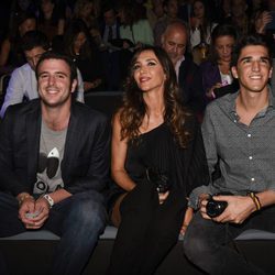 Álex Lequio, Paloma Lago y su hijo, Javier en la Semana de la Moda de Madrid 2016