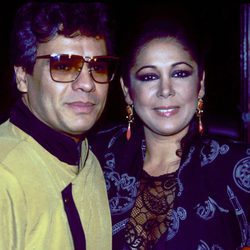 Juan Gabriel junto a Isabel Pantoja