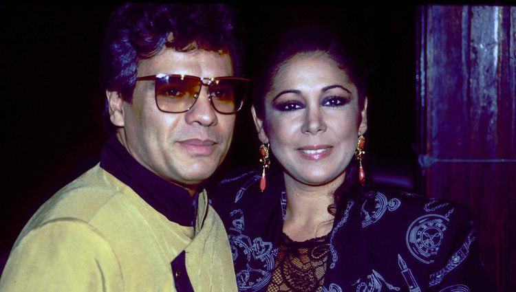 Juan Gabriel junto a Isabel Pantoja