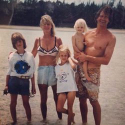 La familia Delevingne al completo de vacaciones