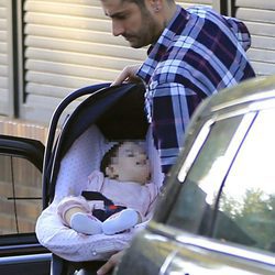 Melendi con su hija Lola