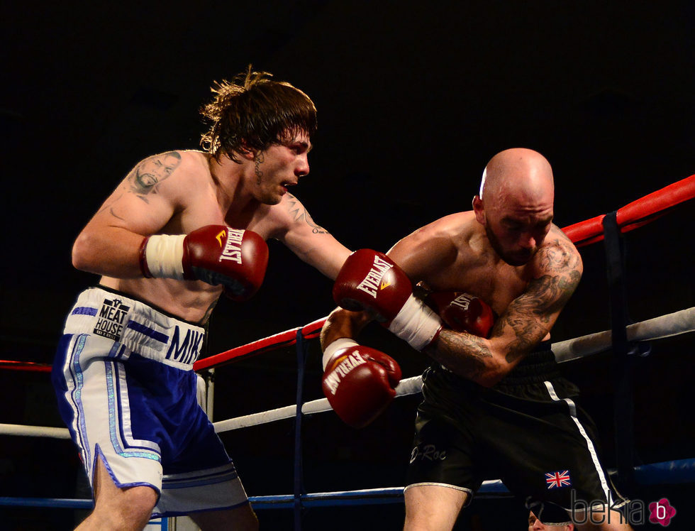 Mike Towell, boxeador