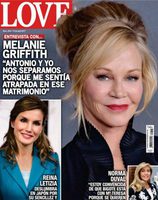 Melanie Griffith habla de su relación con banderas en la revista Love