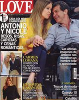 Antonio Banderas vive su amor con Nicole Kempel en Love